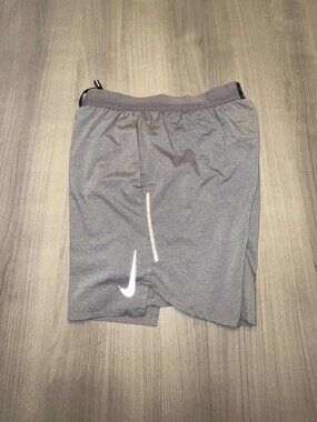 Men’s Nike Flex Stride 7” Brief-Lined Running Shorts Gray Size S